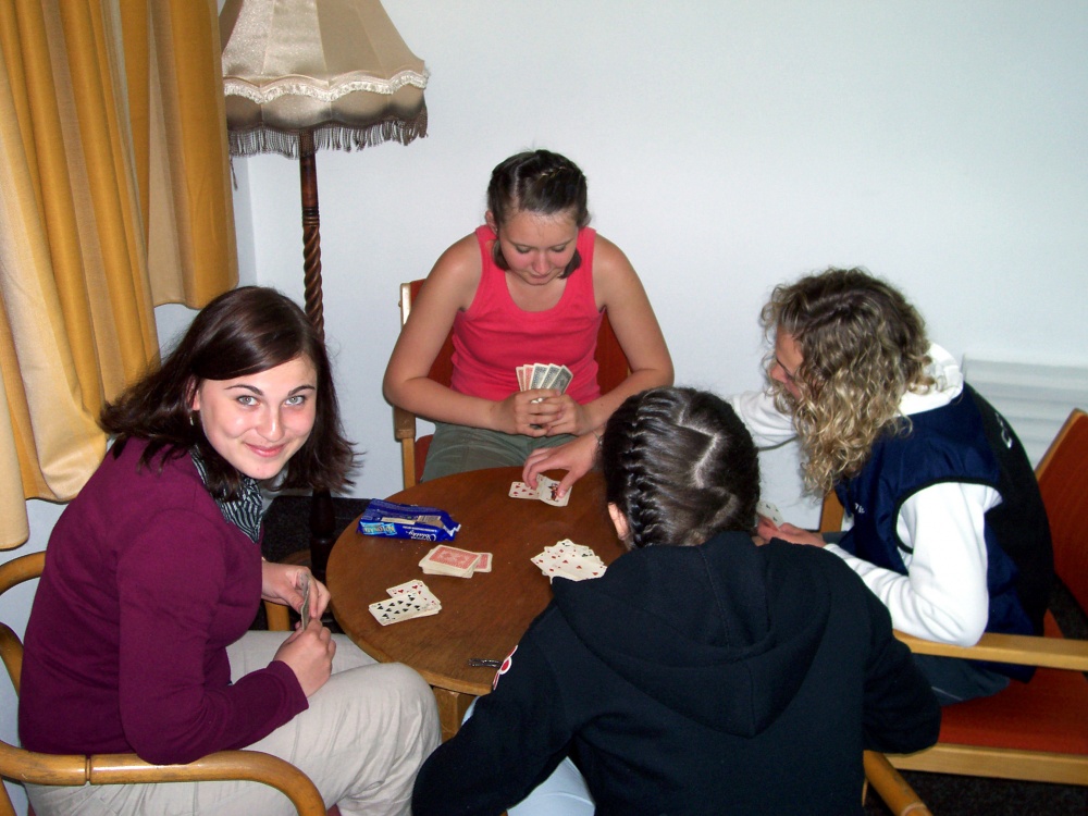 Jinde se hrají karty